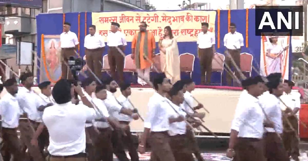 Maharashtra: RSS holds annual 'Vijayadashmi Utsav' in Nagpur, singer Shankar Mahadevan attends as Chief Guest